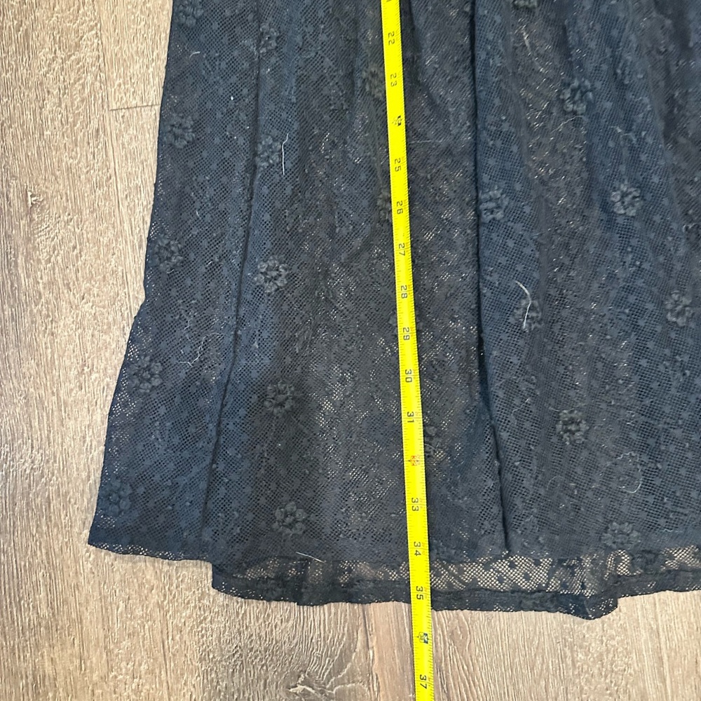 Universal Thread black lace Skirt - Picture 6 of 6
